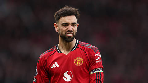  Saudi Arabia chắc chắn chọn Bruno Fernandes thay Ronaldo