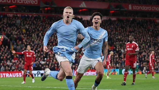 Tiền đạo Erling Haaland của Man City là cầu thủ mới nhất xé lưới của Liverpool ở "Arne Slot Time"