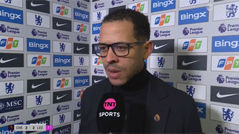  HLV Rosenior chỉ trích sao Chelsea sau trận hòa Leeds