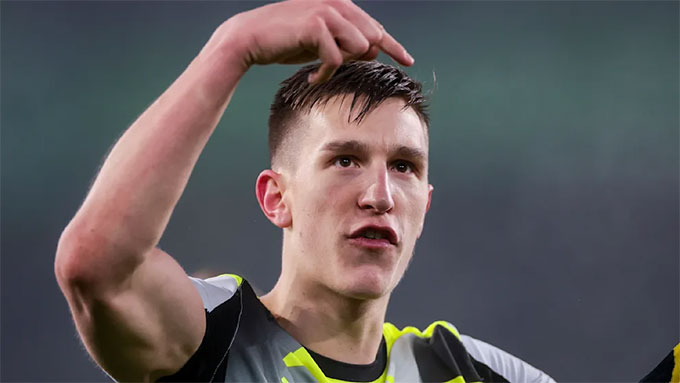 Schlotterbeck đã lọt vào "tầm ngắm" của Real