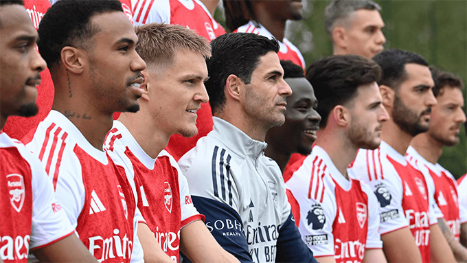 Arsenal nên "buông" FA Cup?