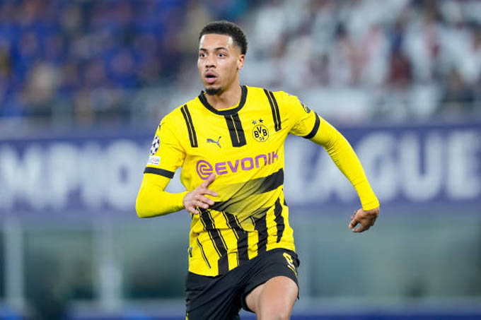 Nmecha trong màu áo Dortmund