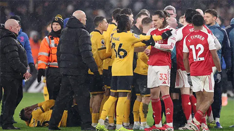  Fan Arsenal nổi điên, chỉ trích thậm tệ Arteta sau trận hòa Wolves