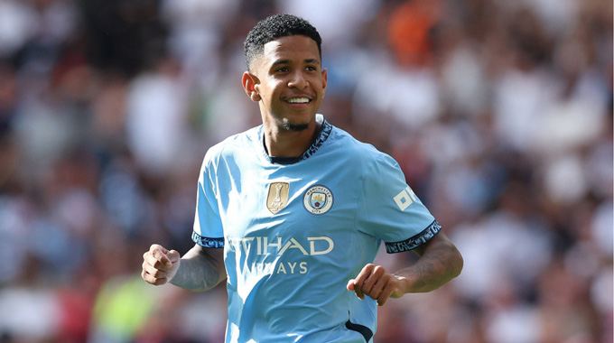 HLV Flick đang cân nhắc chiêu mộ Savinho của Man City