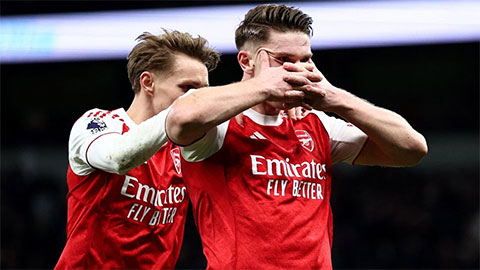 Arsenal trút bỏ 'nỗi hổ thẹn' trong cuộc đua vô địch