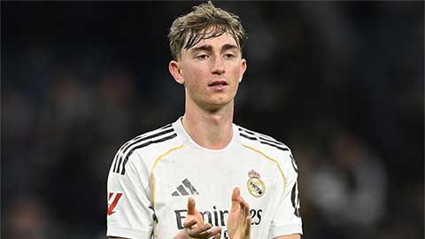  Hậu vệ Real Madrid gặp rắc rối chỉ vì một cú nhấp chuột