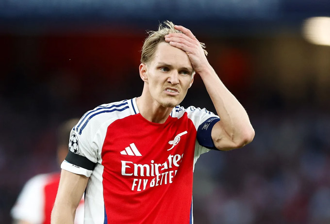 Martin Odegaard đối mặt tương lai bất định