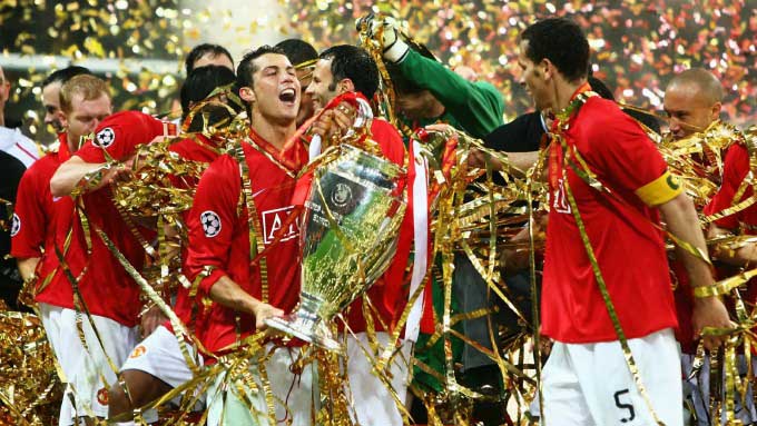 Có một khoảng trống lớn ở Champions League mang tên MU!