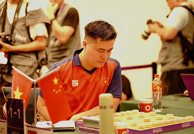 Lại Lý Huynh từng vô địch giải cờ tướng thế giới