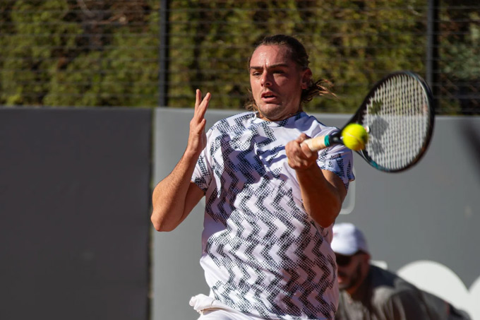 Aboian đã phải nhận một án phạt nghiêm khắc