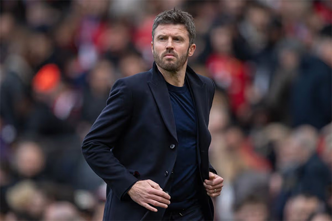 MU phải giải quyết vấn đề: Nếu không phải Carrick, ai sẽ dẫn dắt CLB lâu dài?