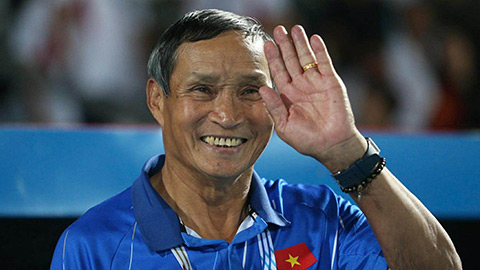  HLV Mai Đức Chung: 'ĐT Việt Nam không nao núng khi bị Ấn Độ gỡ hòa'