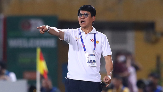 HLV Vũ Tiến Thành sẽ trở lại HAGL để hiện thực hóa những mục tiêu bay cao với đội bóng này - Ảnh: Minh Tuấn