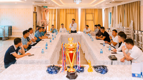  Sôi nổi buổi họp kỹ thuật và bốc thăm chia bảng Giải bóng đá Bất động sản Hòa Lạc năm 2026