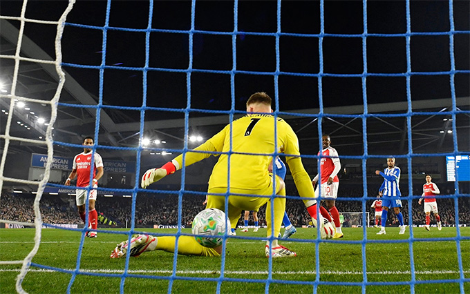 Bàn thắng sớm của Saka giúp Arsenal của Mikel Arteta toan tính, kiểm soát thế trận