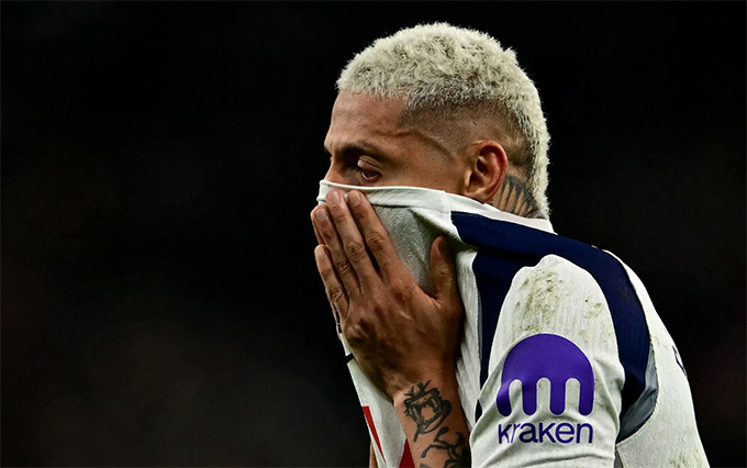 Tottenham đang chìm sâu vào khủng hoảng