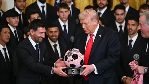  Tổng thống Donald Trump: 'Messi vĩ đại hơn Pele'