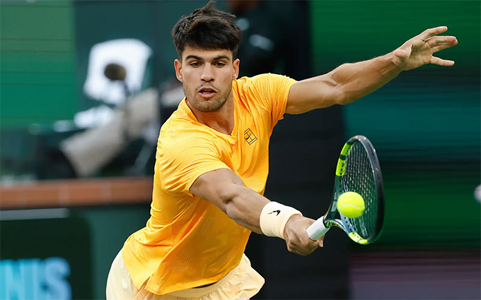 Alcaraz chỉ cần 70 phút để đánh bại Dimitrov