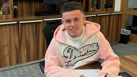  Con trai Wayne Rooney ký hợp đồng với 'siêu cò’ Paul Stretford