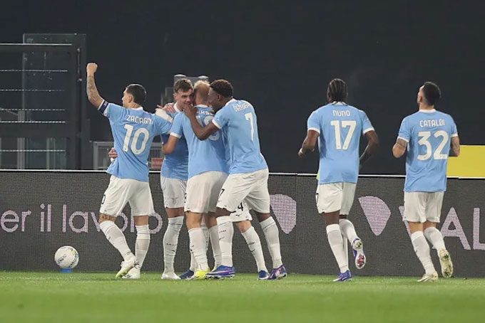 Lazio lần đầu vào top 10 Serie A mùa này