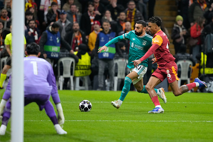 Salah mờ nhạt trong ngày anh trở thành cầu thủ Liverpool thi đấu nhiều trận nhất tại Champions League