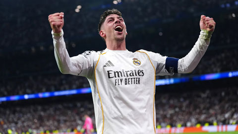  Federico Valverde & một trong những cú hat-trick đẹp nhất lịch sử Champions League