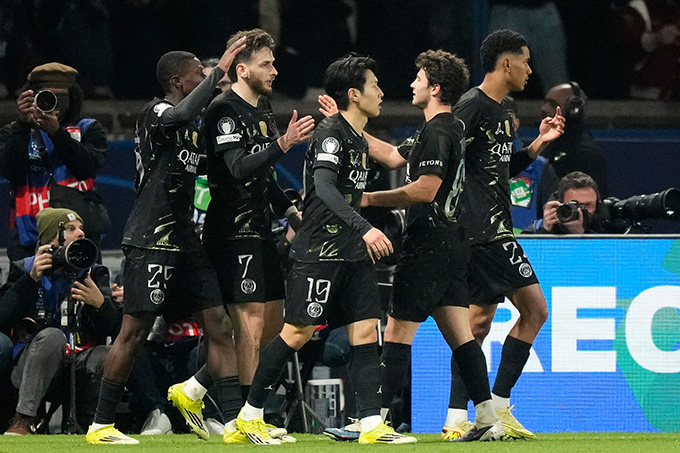 PSG cần một Super Kvara như thế để bảo vệ vương miện