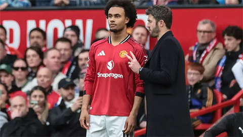  Zirkzee chán nản, sẵn sàng rời MU theo bước Casemiro