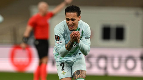  Antony kêu gọi Real Betis thay đổi sau thất bại trước Panathinaikos