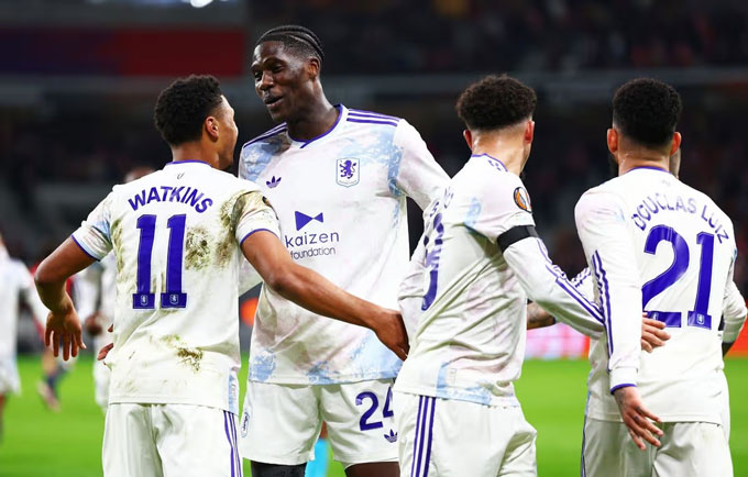 Niềm vui thắng lợi của Aston Villa
