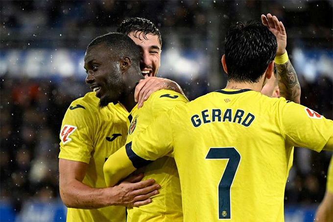 Pepe lập siêu phẩm giúp Villarreal tránh được thất bại