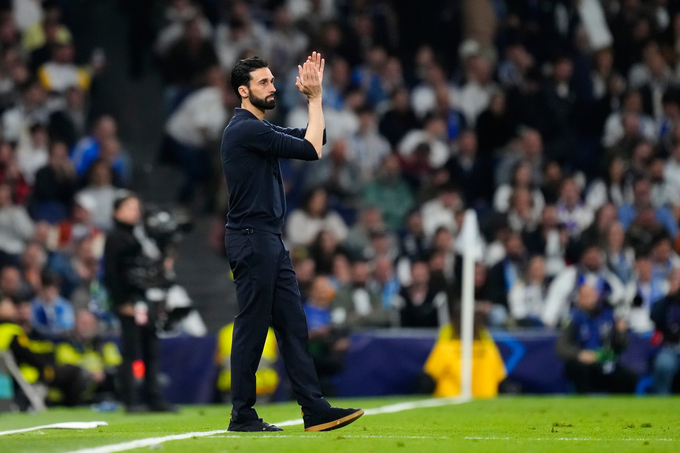 HLV Alvaro Arbeloa rất ưu ái các cầu thủ từ lò La Fabrica