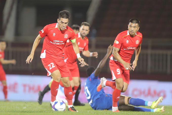 Tiến Linh đã gặp may trong trận đấu với PVF-CAND