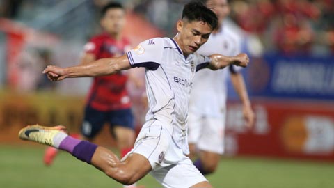  ‘Tất tần tật’ về tiền đạo được gọi lên tuyển thay Tiến Linh