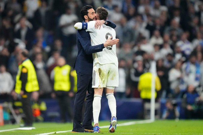 Một chiến thắng trước Atletico sẽ giúp Arbeloa bổ sung một cái tên nổi tiếng khác là Simeone vào danh sách "nạn nhân". Ảnh: AP
