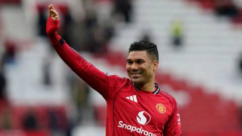  MU theo đuổi Nico Williams, tìm người thay Casemiro
