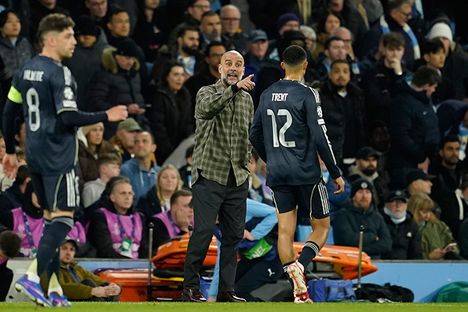 Chưa bao giờ Pep Guardiola bất lực như thế trước Real Madrid