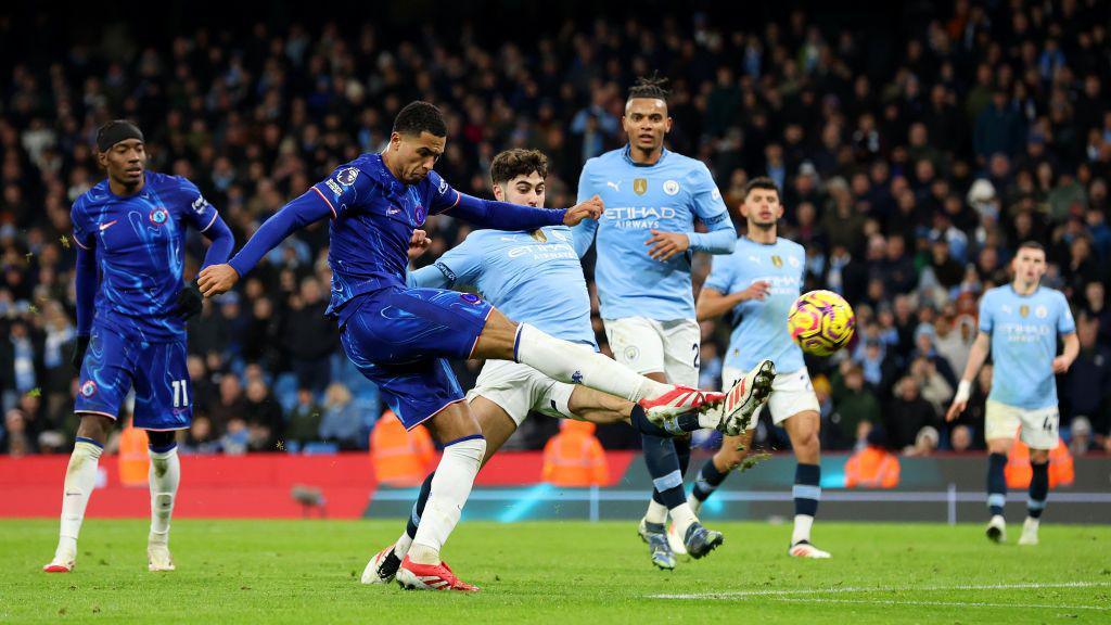 Nhưng trước đó, Chelsea sẽ phải đương đầu với đối thủ mạnh Man City