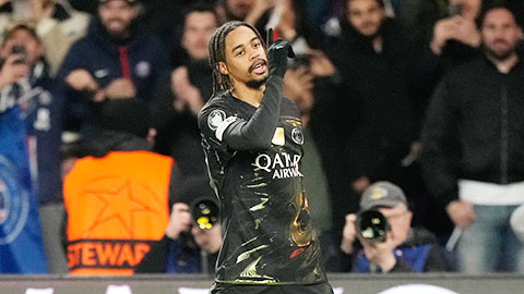  Pep Guardiola muốn Man City chiêu mộ Bradley Barcola của PSG