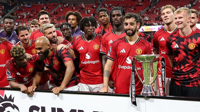 MU phá vỡ truyền thống 24 năm