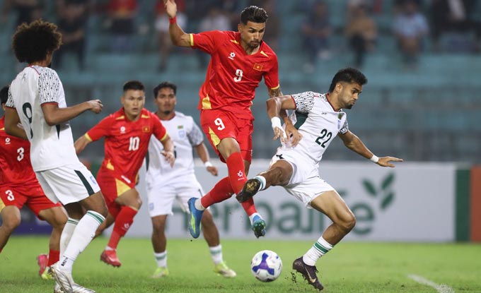 Chỉ thiếu bàn thắng nữa, Đỗ Hoàng Hên đã có màn ra mắt hoàn hảo. Ảnh - Minh Tuấn