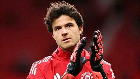  'Senne Lammens sẽ thành thủ môn số 1 thế giới'