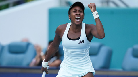  Coco Gauff bứt phá, lần đầu vào chung kết Miami Mở rộng