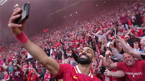  Mohamed Salah nhận được đề nghị công khai sau tuyên bố rời Liverpool