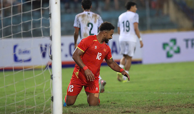 Xuân Son có thể dự bị ở trặn gặp Malaysia - Ảnh: Minh Tuấn 