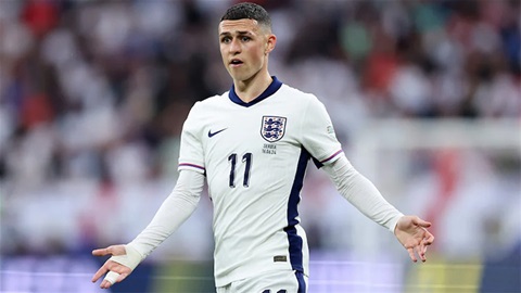  Phil Foden đã biến thành chú bé nhút nhát