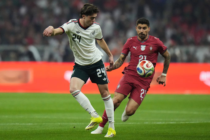 Bồ Đào Nha bất lực trong việc ghi bàn vào lưới Mexico