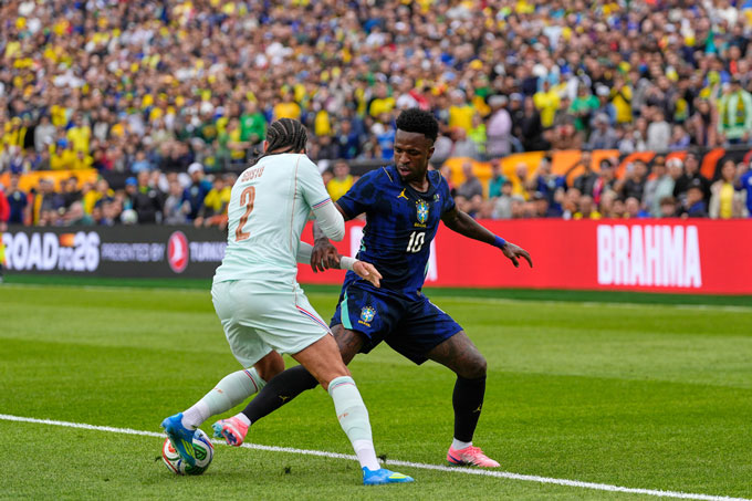 Vinicius bị đau ở trận gặp Pháp