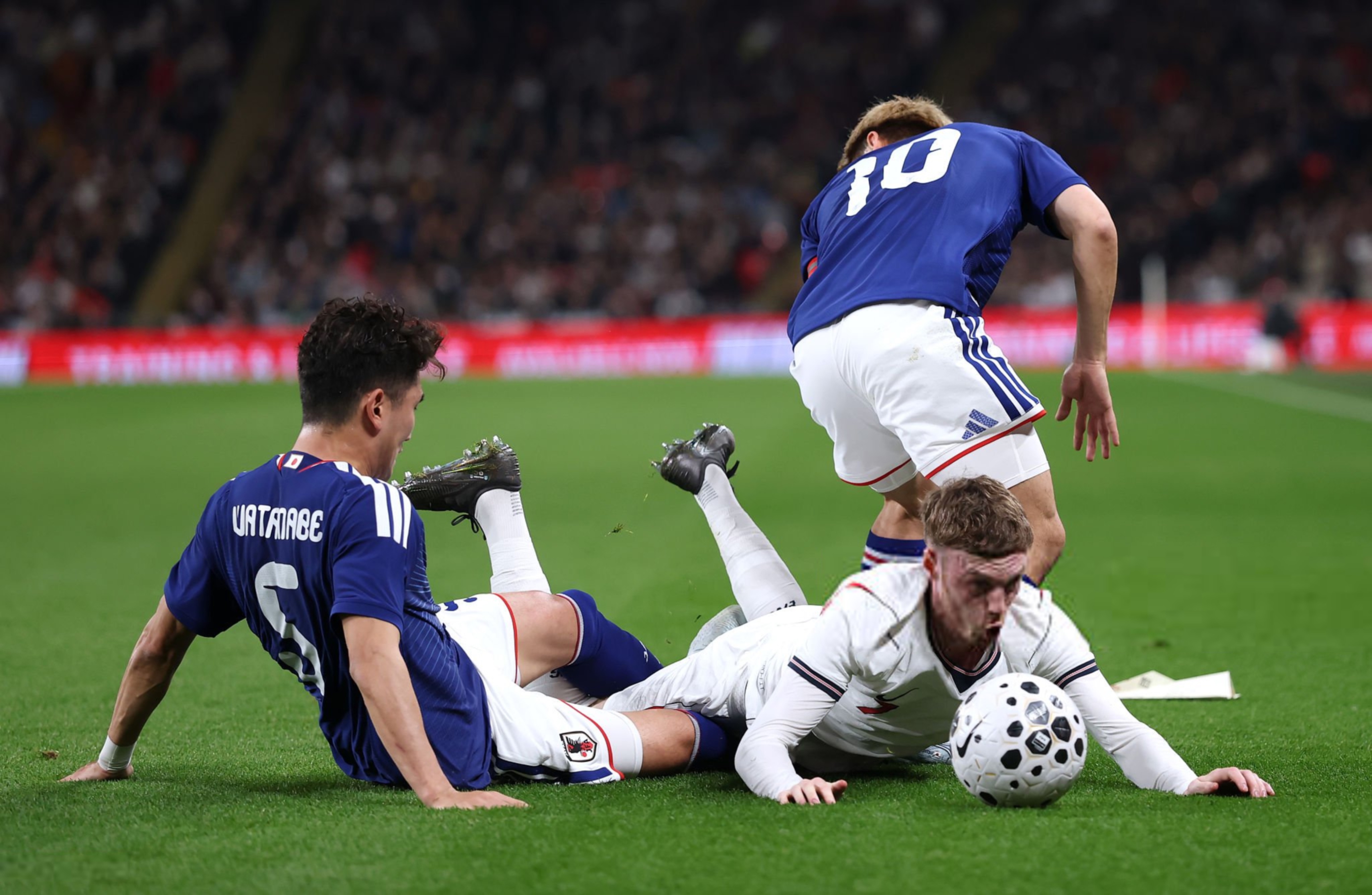 Cole Palmer chơi cực dở trước Nhật Bản - Ảnh: @HQpcrt