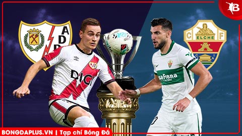 Simone Inzaghi celebrating with his Inter Milan players after beating Barcelona.